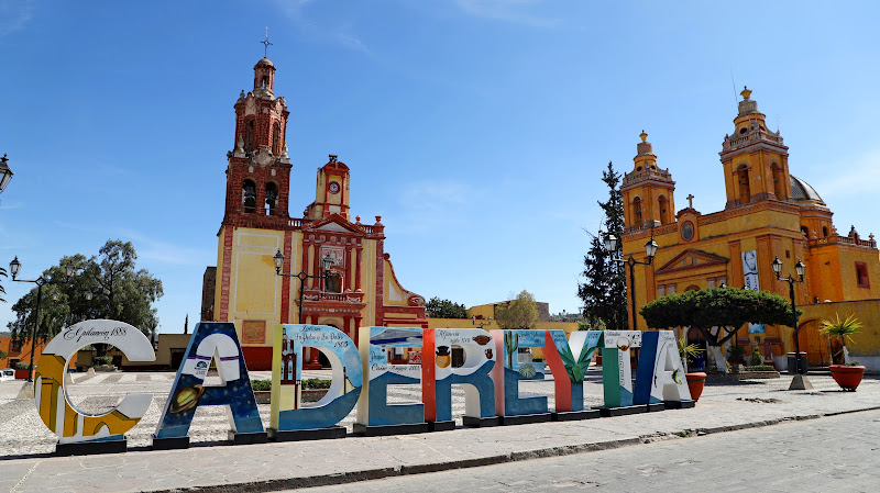 agencia de viajes Cadereyta de Montes